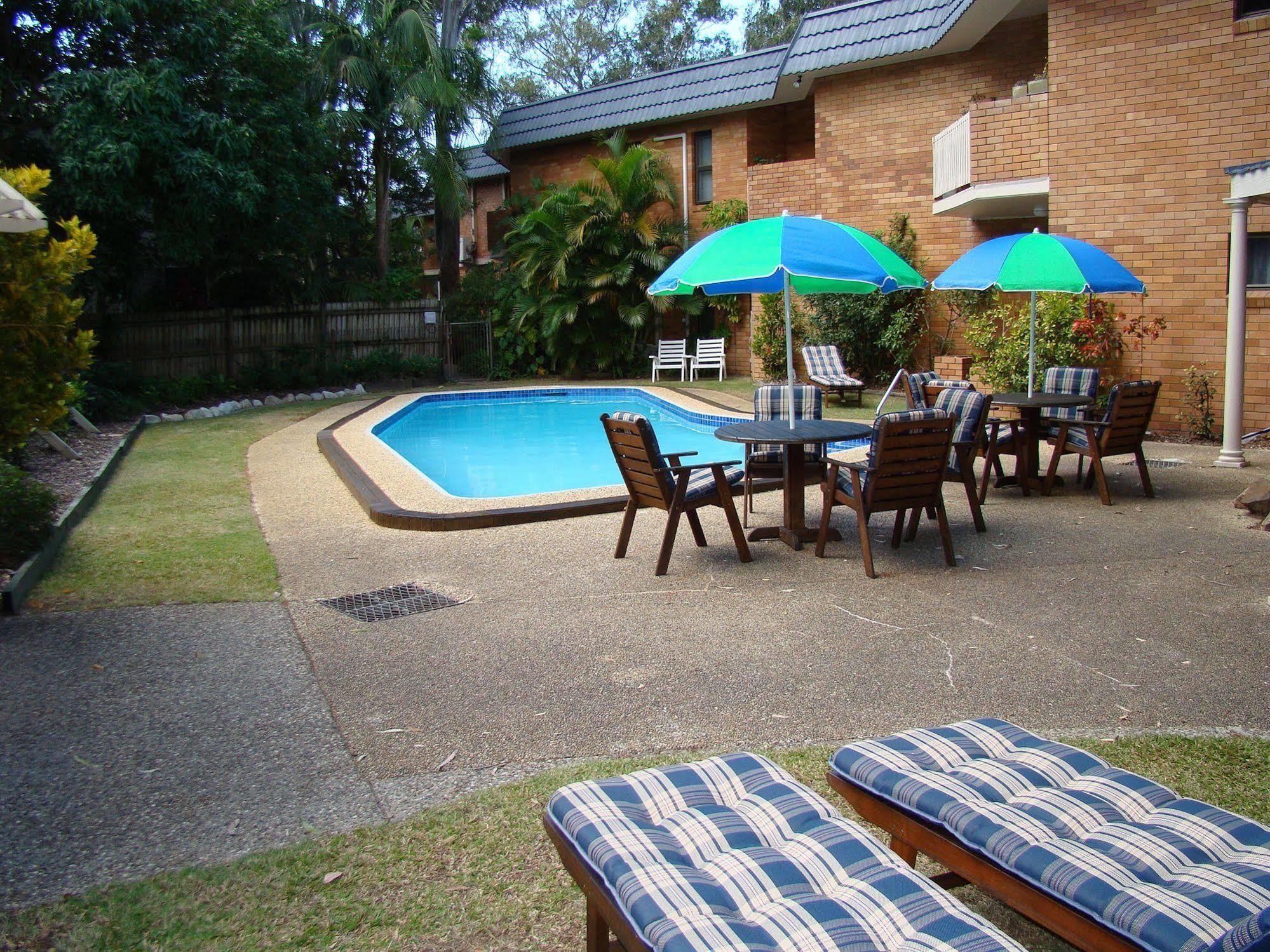 Noosa Yallambee Holiday Apartments Нусавил Екстериор снимка